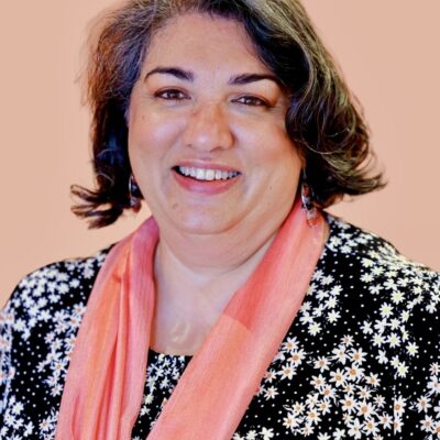 Afshan Baksh Bio Pic