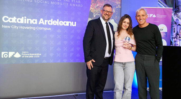 Future Apprentice of the Year Catalina Ardeleanu from New City College at presentation for Ao C
