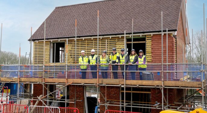 Roofer Apprenticeship Level 211