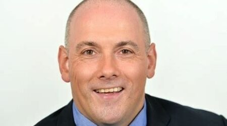 Minister Robert Halfon