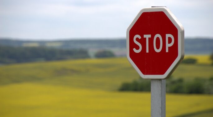 Stop 634941 1280