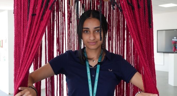 Siman Bansel opening her adult mind part of her installation for Ao C news
