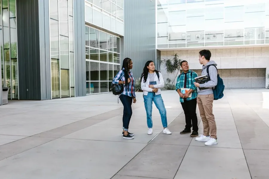 Students stock 1