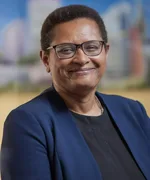 Pat Carvalho, Principal and Chief Executive, BMet College photo