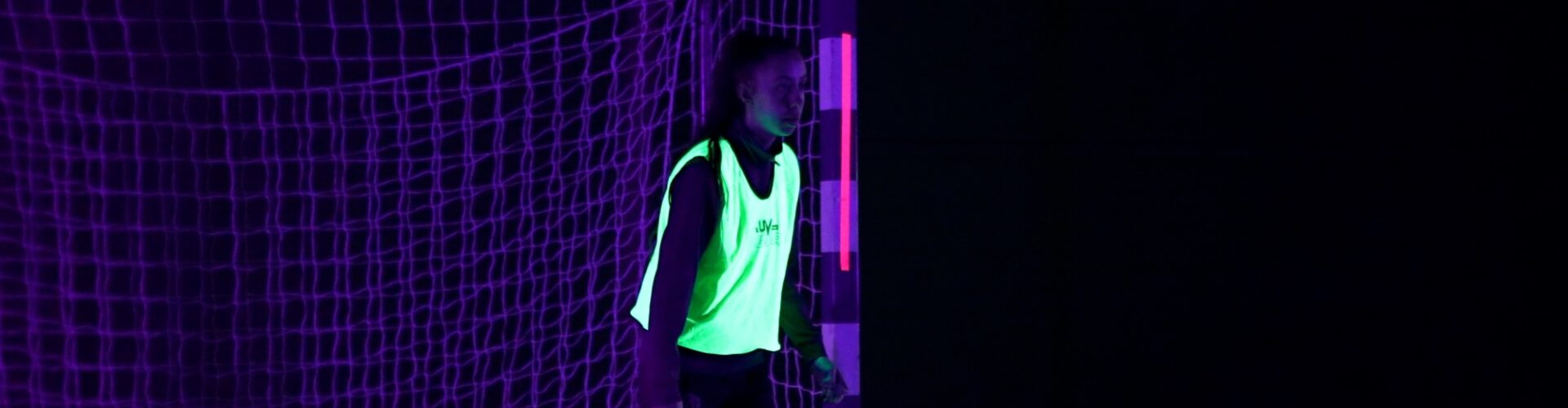 UV GLOW FOOTBALL8